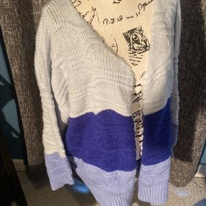 Cardigan sweater